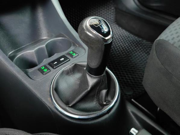 Skoda Fabia II Рестайлинг с пробегом 2011 года, цена 333 000 рублей, 207895 км, хэтчбек, Автокод Объявления