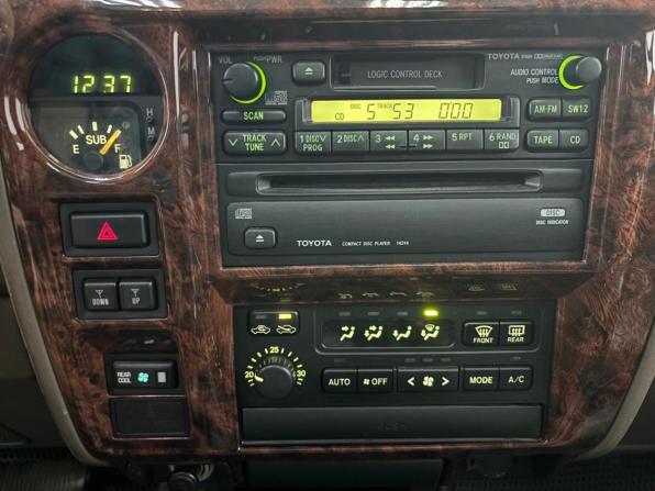 Toyota Land Cruiser Prado 90 Series Рестайлинг с пробегом 2001 года, цена 1 500 000 рублей, 113000 км, внедорожник, Автокод Объявления