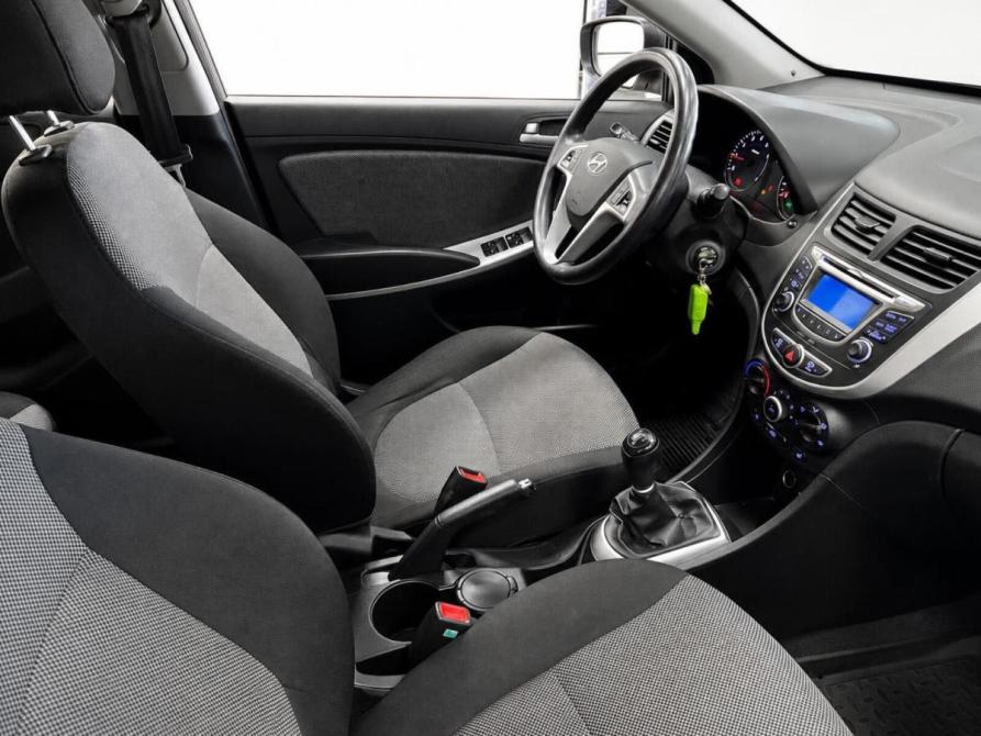 Hyundai Solaris I Казань  - изображение 11