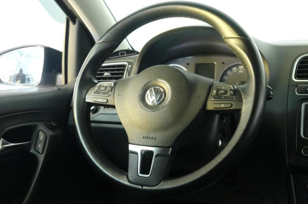 Volkswagen Polo V Омск  - изображение 13