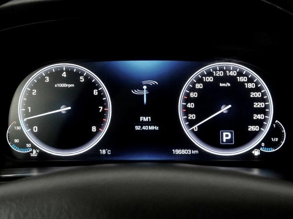 Hyundai Equus II Рестайлинг с пробегом 2014 года, цена 1 900 000 рублей, 196799 км, седан, Автокод Объявления