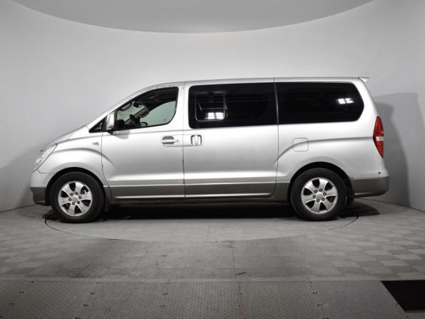 Hyundai Grand Starex I с пробегом 2010 года, цена 1 090 000 рублей, 218987 км, минивэн, Автокод Объявления