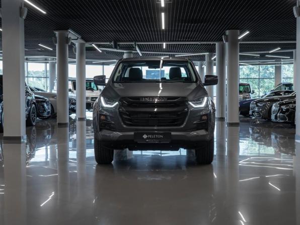 Isuzu D-Max III с пробегом 2025 года, цена 5 050 000 рублей, 50 км, пикап, Автокод Объявления