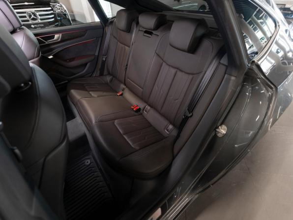 Audi A7 II (4K) с пробегом 2021 года, цена 5 750 000 рублей, 83033 км, лифтбек, Автокод Объявления