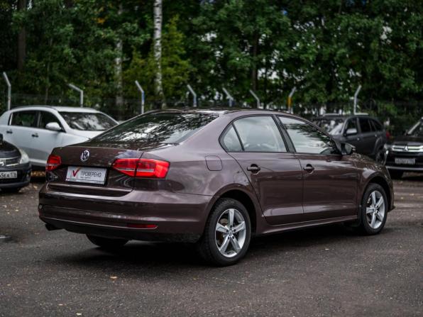 Volkswagen Jetta VI Рестайлинг с пробегом 2015 года, цена 1 060 000 рублей, 156719 км, седан, Автокод Объявления