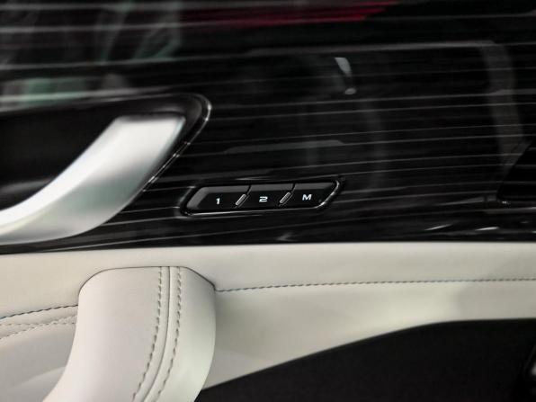 Geely Monjaro I с пробегом 2023 года, цена 2 800 000 рублей, 127601 км, внедорожник, Автокод Объявления
