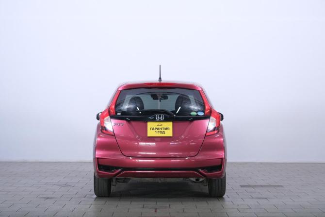 Honda Fit III Рестайлинг с пробегом 2019 года, цена 1 499 000 рублей, 41600 км, хэтчбек, Автокод Объявления