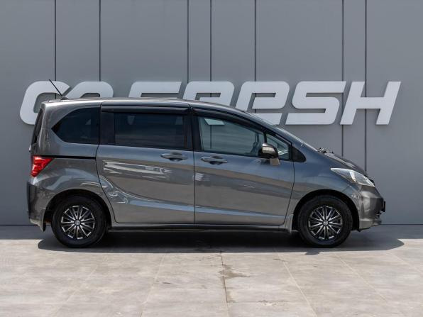 Honda Freed I с пробегом 2008 года, цена 990 000 рублей, 126804 км, компактвэн, Автокод Объявления