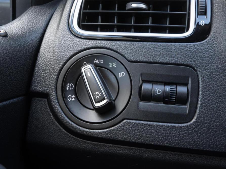 Volkswagen Polo V Рестайлинг Волгоград  - изображение 18