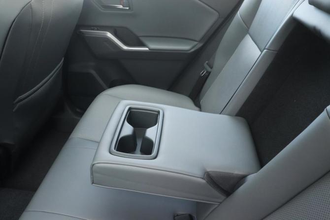Toyota RAV4 VI (XA60) с пробегом 2026 года, цена 4 250 000 рублей, 10 км, внедорожник, Автокод Объявления