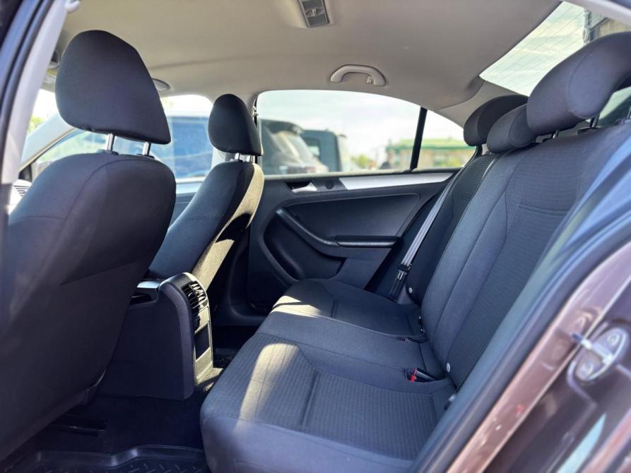 Volkswagen Jetta VI Рестайлинг Альметьевск  - изображение 24