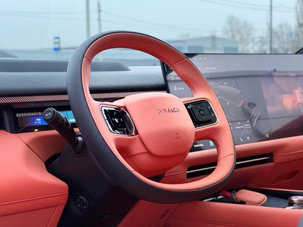 Lynk &amp; Co 900 с пробегом 2026 года, цена 7 990 000 рублей, 10 км, внедорожник, Автокод Объявления