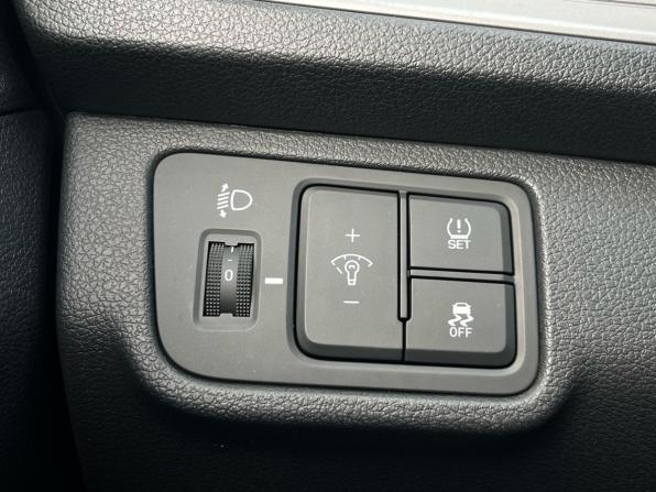Hyundai Solaris II с пробегом 2020 года, цена 1 350 000 рублей, 130000 км, седан, Автокод Объявления