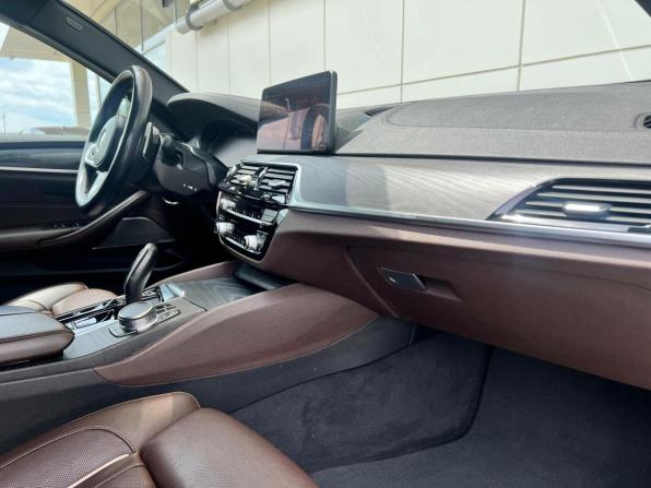 BMW 5 серии VII (G30/G31/G38) Рестайлинг с пробегом 2021 года, цена 6 500 000 рублей, 105457 км, седан, Автокод Объявления