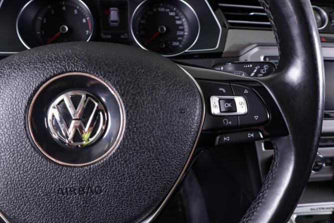 Volkswagen Passat B8 с пробегом 2016 года, цена 2 299 000 рублей, 142300 км, универсал, Автокод Объявления