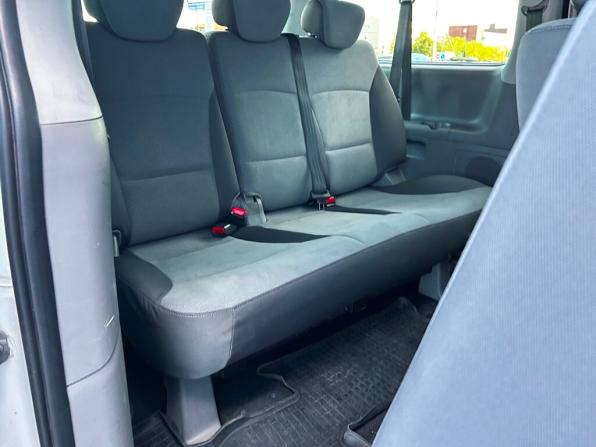 Hyundai H-1 II Рестайлинг с пробегом 2015 года, цена 1 767 600 рублей, 266624 км, минивэн, Автокод Объявления