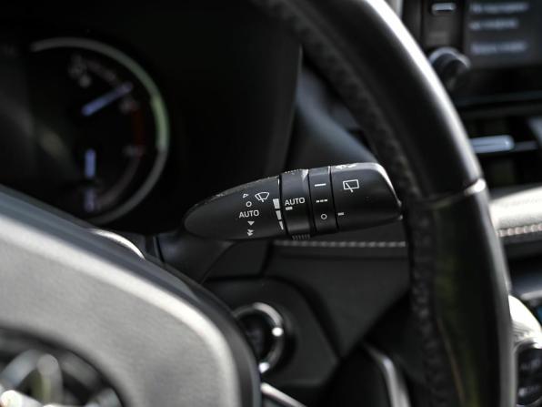 Toyota RAV4 IV (XA40) Рестайлинг с пробегом 2019 года, цена 2 966 000 рублей, 98876 км, внедорожник, Автокод Объявления