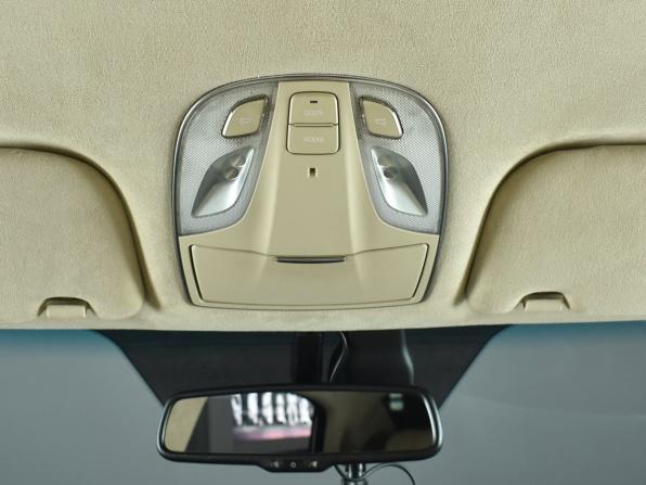 Hyundai Equus II Рестайлинг с пробегом 2016 года, цена 1 564 997 рублей, 125245 км, седан, Автокод Объявления