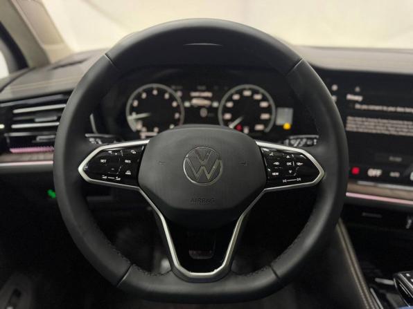 Новый Volkswagen Touareg III Рестайлинг 2025 года, цена 7 899 000 рублей, внедорожник, Автокод Объявления