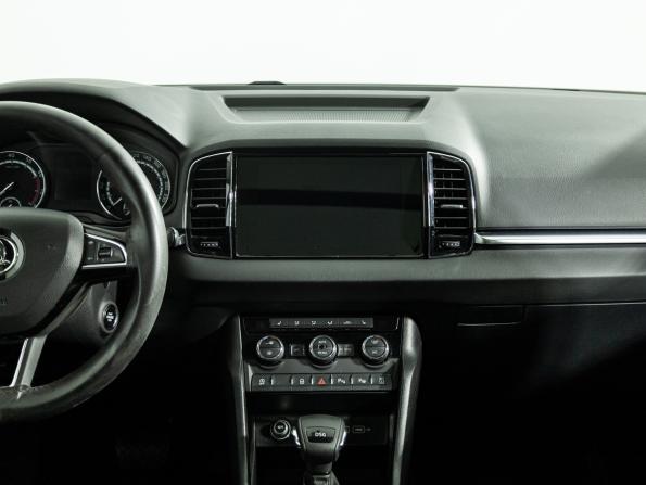 Skoda Karoq I с пробегом 2020 года, цена 2 349 700 рублей, 90311 км, внедорожник, Автокод Объявления