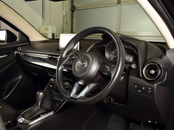 Mazda Demio IV (DJ) с пробегом 2017 года, цена 1 120 995 рублей, 158661 км, хэтчбек, Автокод Объявления
