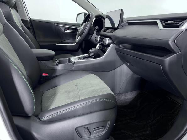 Toyota RAV4 V (XA50) с пробегом 2025 года, цена 4 099 000 рублей, 240 км, внедорожник, Автокод Объявления