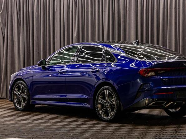 Kia K5 III с пробегом 2023 года, цена 2 395 000 рублей, 116000 км, седан, Автокод Объявления