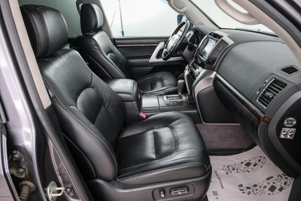 Toyota Land Cruiser 200 Series Рестайлинг 1 Красноярск  - изображение 13