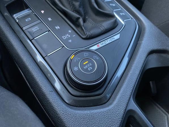 Volkswagen Tiguan II с пробегом 2018 года, цена 2 177 000 рублей, 183174 км, внедорожник, Автокод Объявления