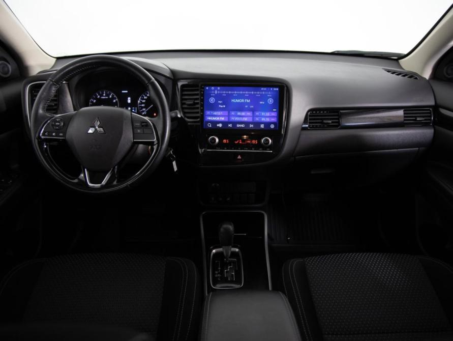 Mitsubishi Outlander III Рестайлинг 3 Санкт-Петербург  - изображение 9