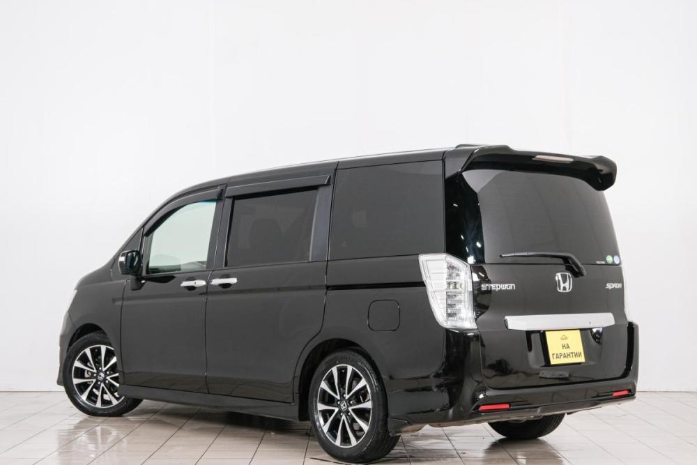 Honda Stepwgn IV Рестайлинг Красноярск  - изображение 5