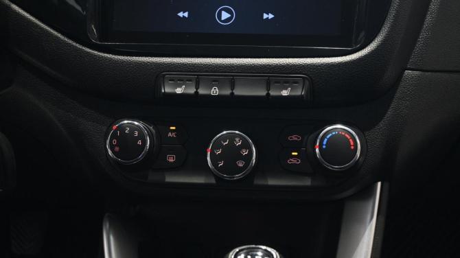 Kia Ceed II с пробегом 2015 года, цена 895 000 рублей, 157973 км, хэтчбек, Автокод Объявления