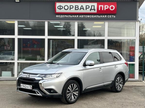 Mitsubishi Outlander III Рестайлинг 3 с пробегом 2019 года, цена 2 150 000 рублей, 117600 км, внедорожник, Автокод Объявления