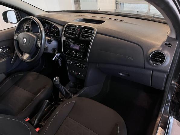 Renault Sandero II с пробегом 2016 года, цена 1 200 000 рублей, 80748 км, хэтчбек, Автокод Объявления