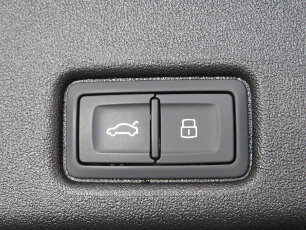 Audi Q5 III с пробегом 2025 года, цена 8 470 000 рублей, 35 км, внедорожник, Автокод Объявления