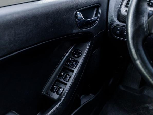 Kia Cerato III с пробегом 2013 года, цена 974 000 рублей, 196360 км, седан, Автокод Объявления