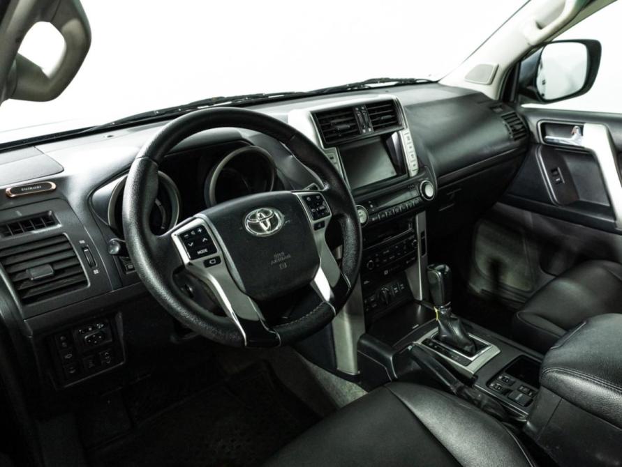 Toyota Land Cruiser Prado 150 Series Санкт-Петербург  - изображение 11