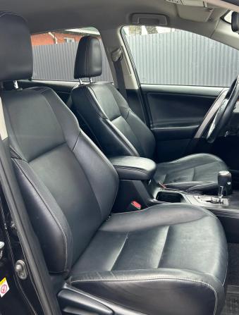 Toyota RAV4 IV (XA40) Рестайлинг с пробегом 2018 года, цена 2 590 000 рублей, 102036 км, внедорожник, Автокод Объявления