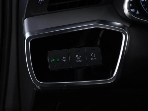 Audi A6 V (C8) с пробегом 2019 года, цена 3 793 021 рубль, 205266 км, универсал, Автокод Объявления