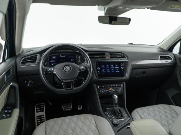 Volkswagen Tiguan II с пробегом 2020 года, цена 3 185 055 рублей, 93727 км, внедорожник, Автокод Объявления