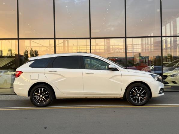 Lada (ВАЗ) Vesta I с пробегом 2018 года, цена 1 030 000 рублей, 84221 км, универсал, Автокод Объявления