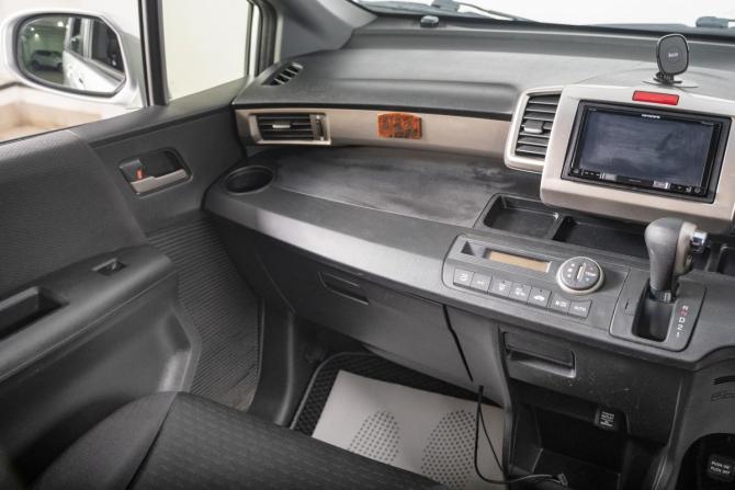 Honda Freed I с пробегом 2012 года, цена 1 199 000 рублей, 168000 км, компактвэн, Автокод Объявления