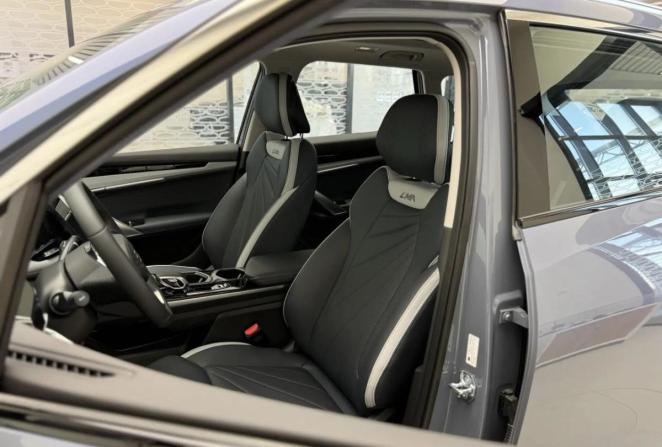 Новый Geely Atlas II 2025 года, цена 3 449 990 рублей, внедорожник, Автокод Объявления