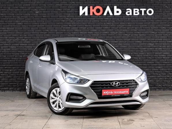 Hyundai Solaris II с пробегом 2018 года, цена 1 350 000 рублей, 178346 км, седан, Автокод Объявления