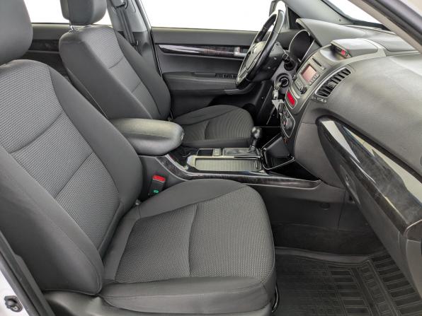 Kia Sorento II Рестайлинг с пробегом 2018 года, цена 2 240 000 рублей, 67775 км, внедорожник, Автокод Объявления