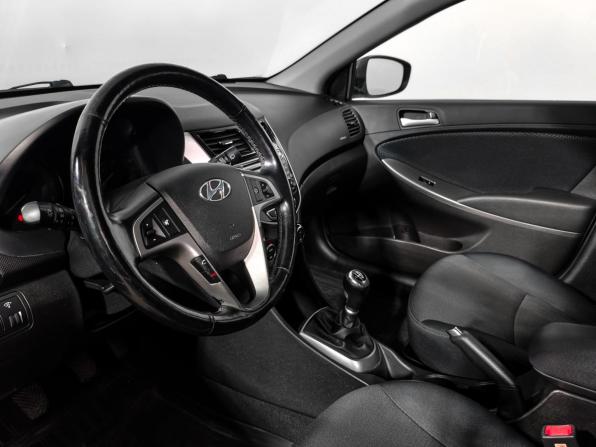 Hyundai Solaris I Рестайлинг с пробегом 2014 года, цена 860 000 рублей, 76941 км, хэтчбек, Автокод Объявления
