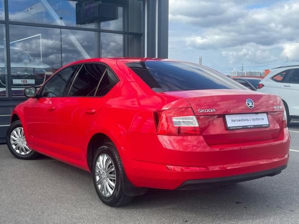 Skoda Octavia III (A7) с пробегом 2015 года, цена 1 030 000 рублей, 127310 км, лифтбек, Автокод Объявления