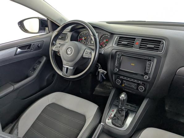 Volkswagen Jetta VI с пробегом 2012 года, цена 950 000 рублей, 184382 км, седан, Автокод Объявления