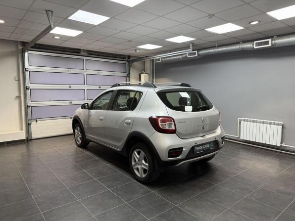Renault Sandero II с пробегом 2017 года, цена 1 195 000 рублей, 65117 км, хэтчбек, Автокод Объявления