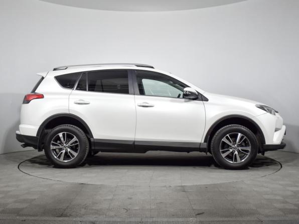 Toyota RAV4 IV (XA40) Рестайлинг с пробегом 2018 года, цена 2 690 000 рублей, 97447 км, внедорожник, Автокод Объявления